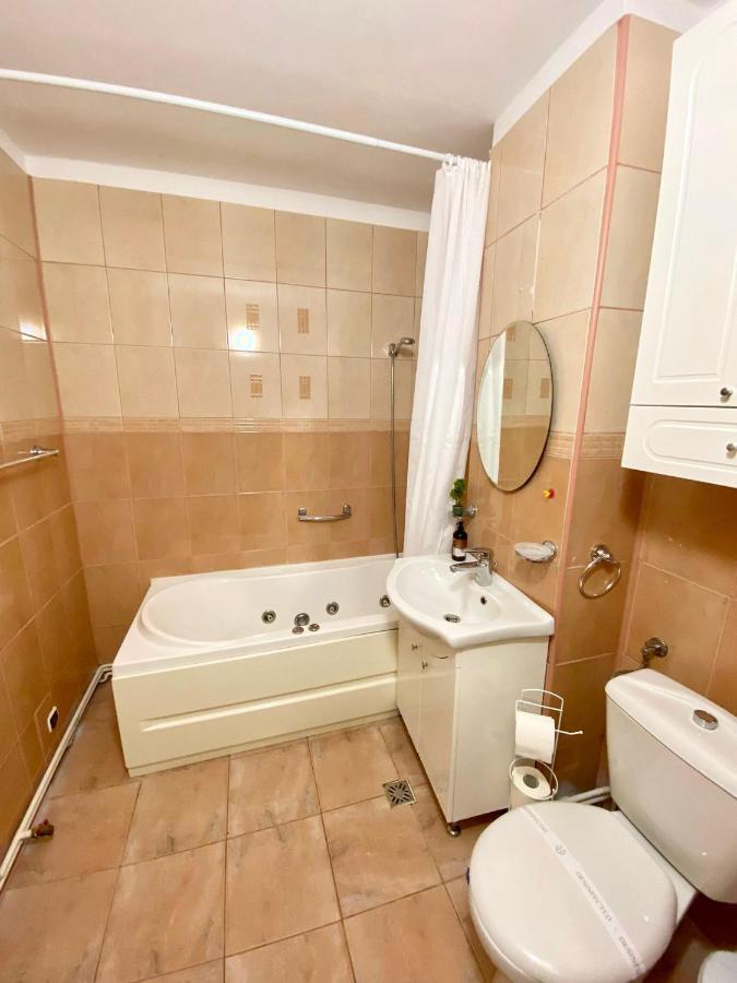 Jad - Familiy 4 - Near Forest And Historic Center - Racadau Appartamento Braşov
